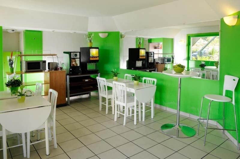 Lemon Hotel Le Coteau Exterior photo